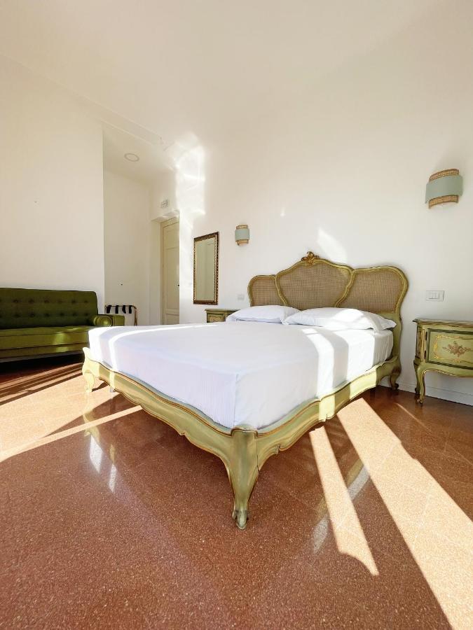 Isola - Smart Aparthotel Messina Ngoại thất bức ảnh