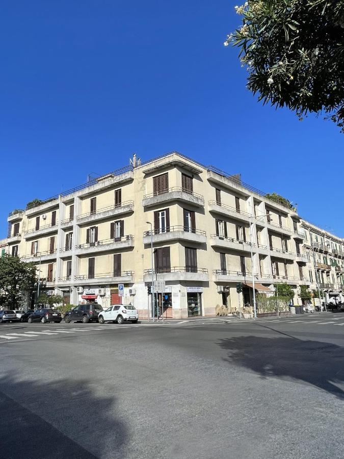 Isola - Smart Aparthotel Messina Ngoại thất bức ảnh